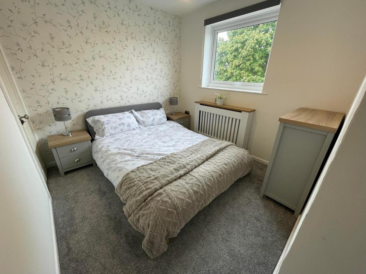 Leominster 3 Bedroom House Parking Garden Private Exterior foto