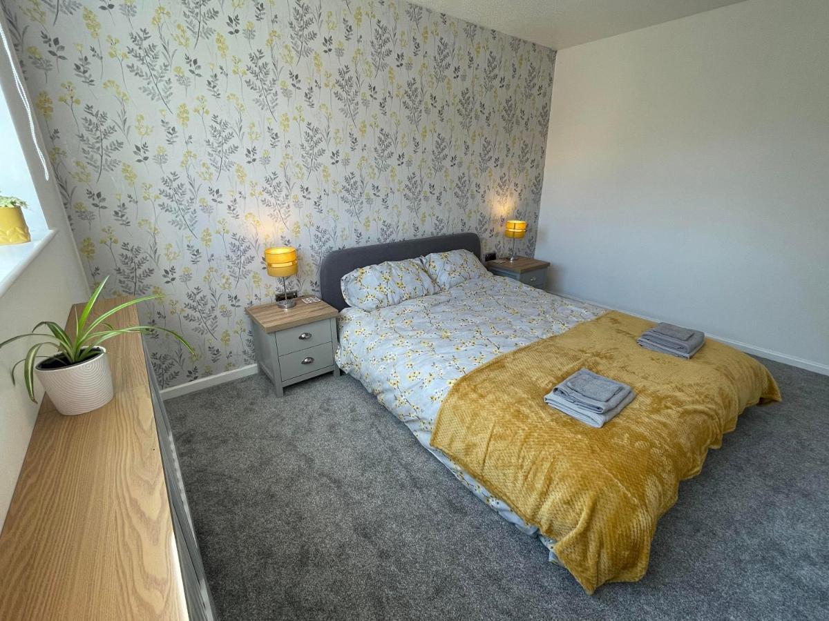 Leominster 3 Bedroom House Parking Garden Private Exterior foto